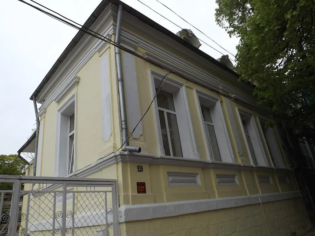 Hostel Rayska Yabalka Varna