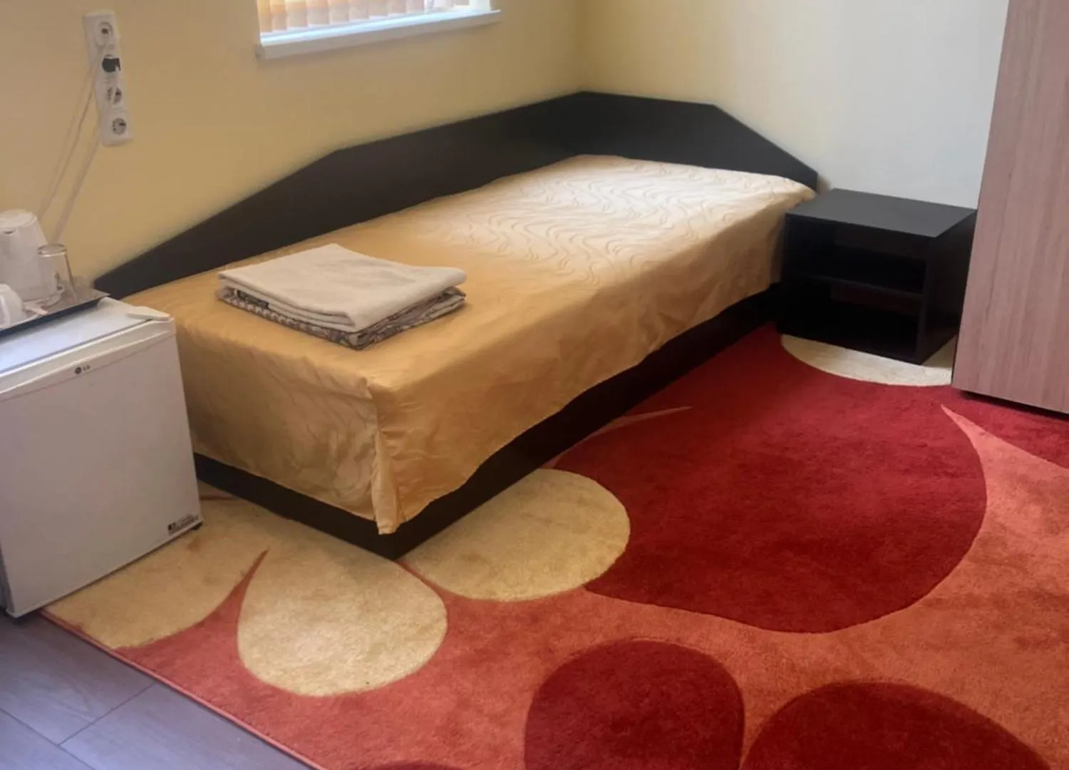 Hostel Rayska Yabalka Varna