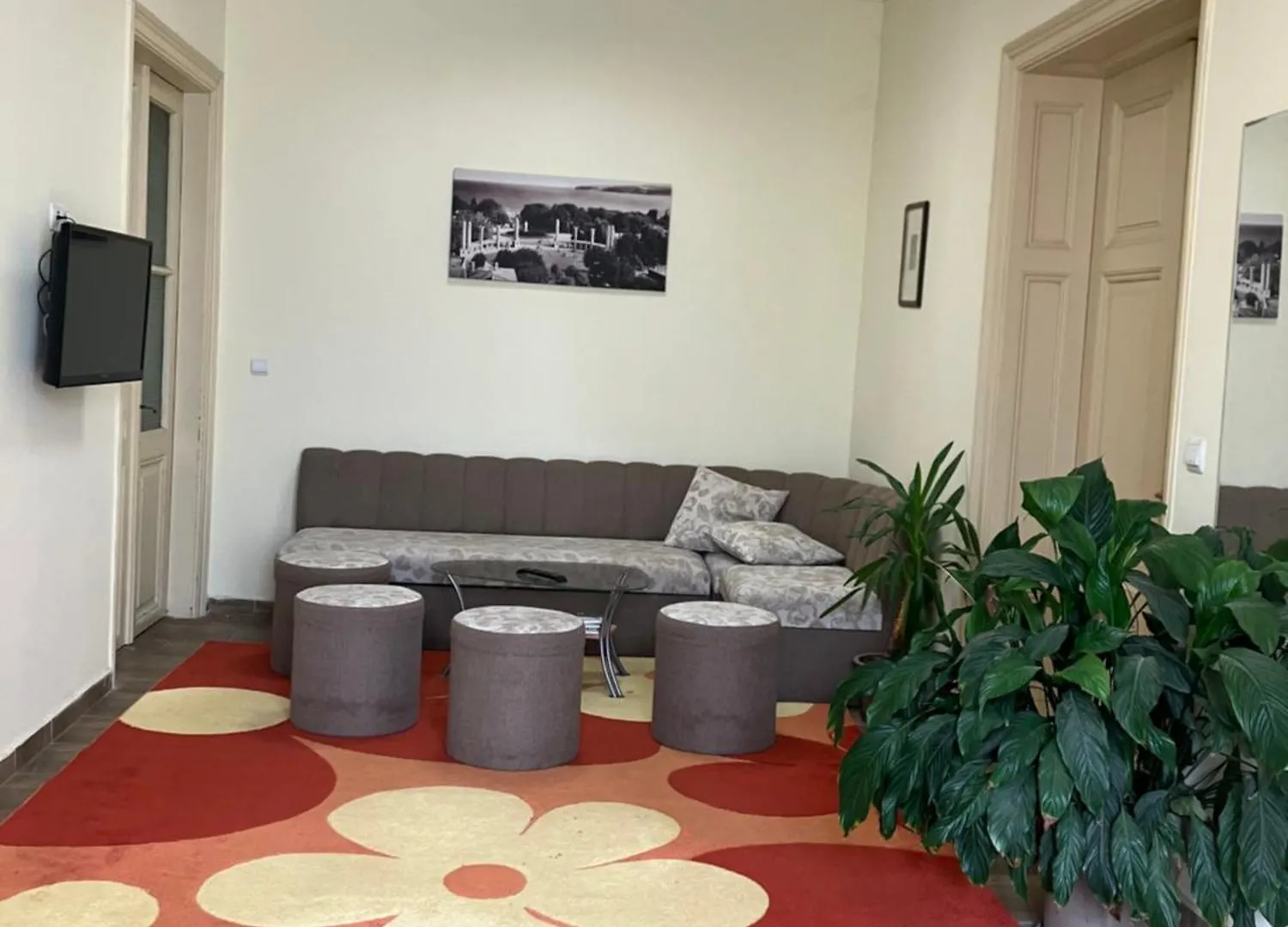 Hostel Rayska Yabalka ヴァルナ